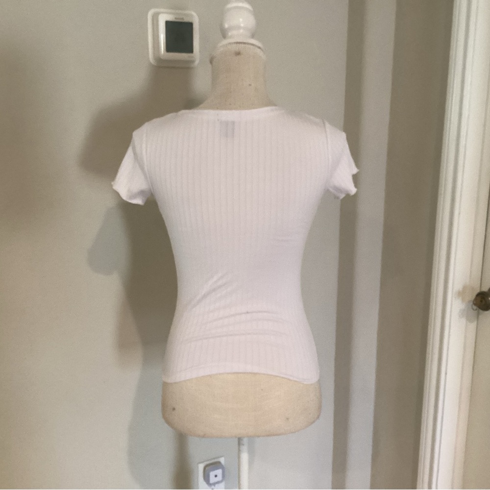 ROE White Ribbed Short Sleeve Tee - Picture 4 of 5